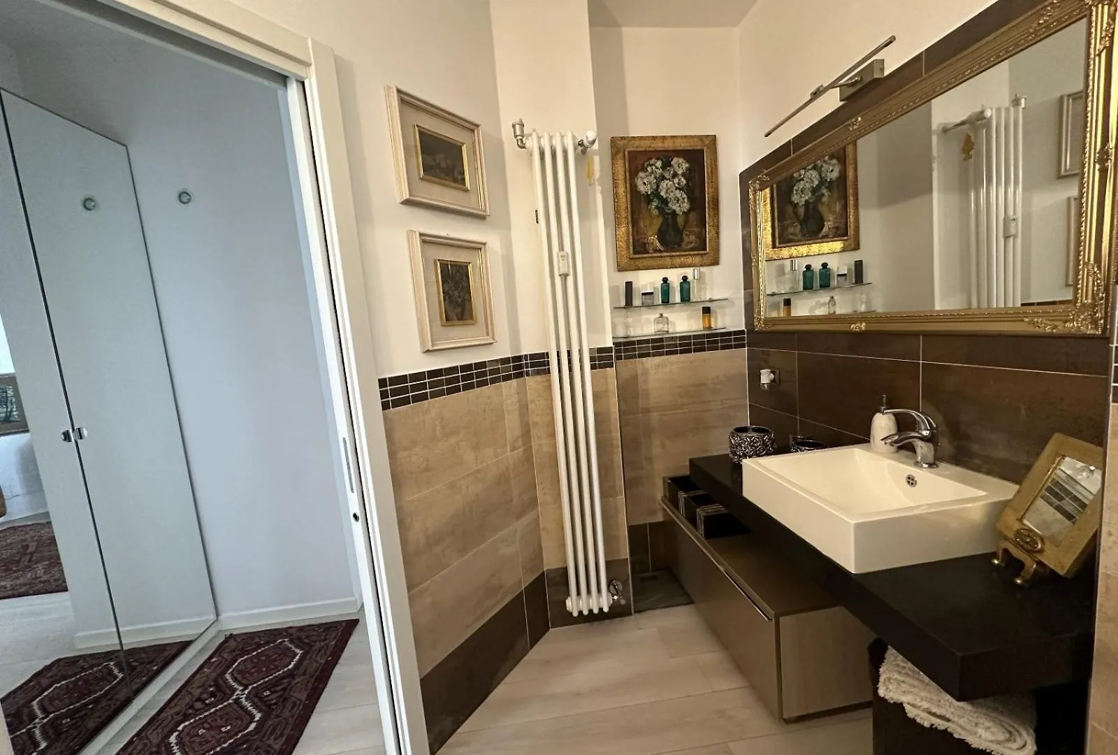 Confort E Charme Nel Cuore Di Treviso Tv 0*,